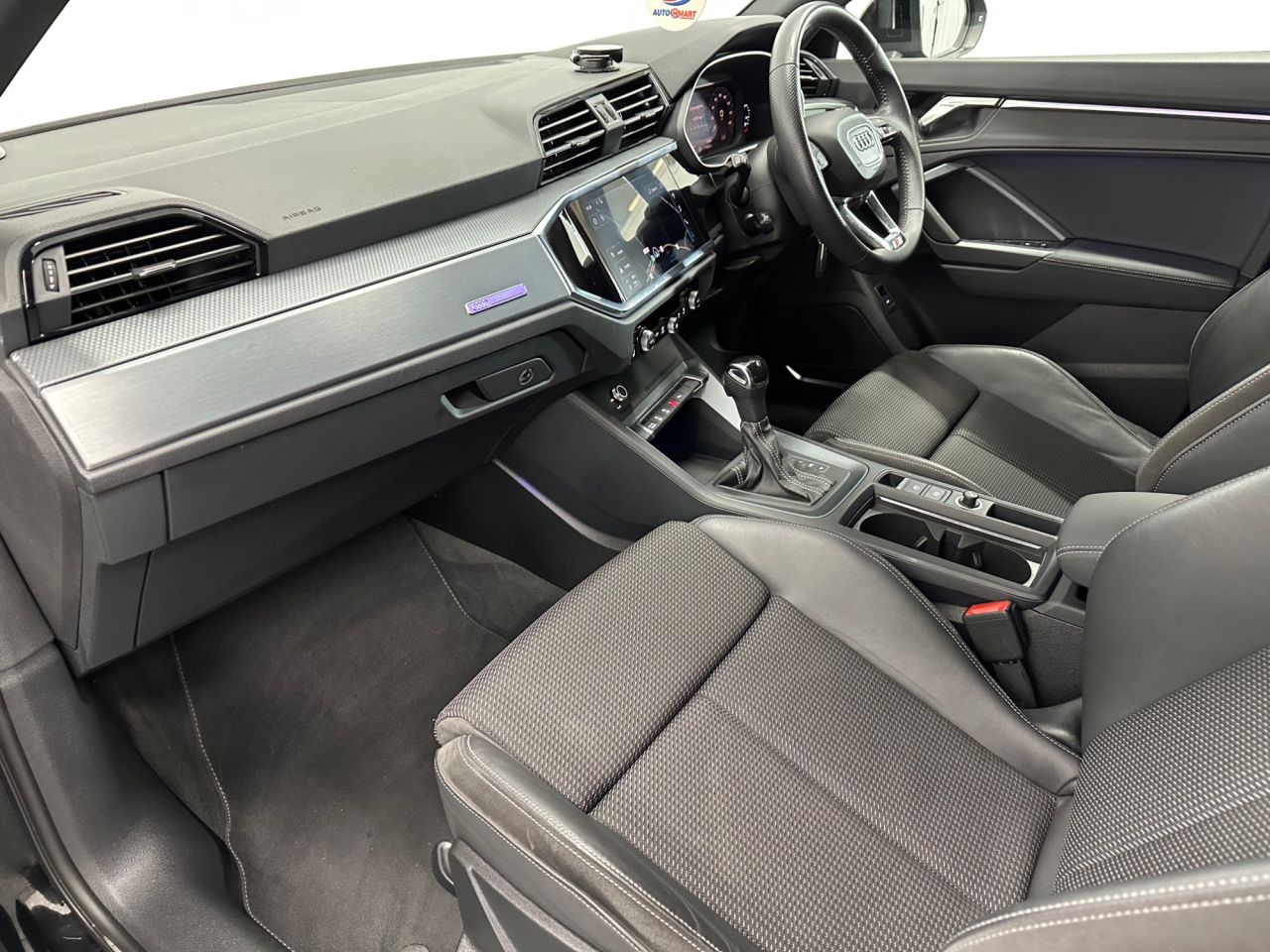 2019 AUDI Q3 S Line - vehicle photo 29 for sale on PureCar