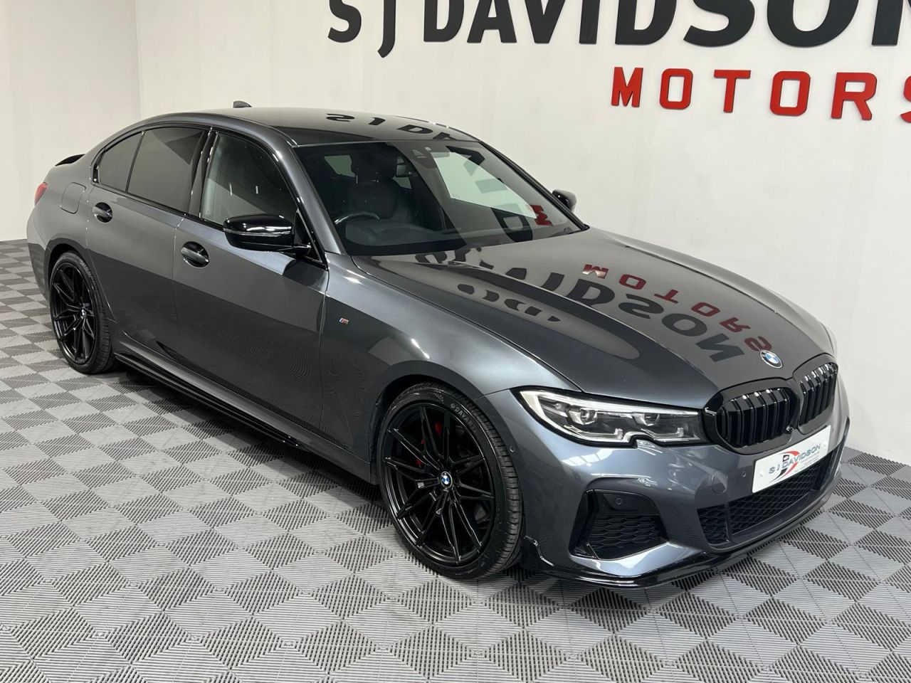 2021 BMW 3 SERIES 3.0 M340d MHT Saloon 4dr Diesel Hybrid Auto xDrive Euro 6 (s/s) (340 ps) M- - vehicle photo 3 for sale on PureCar