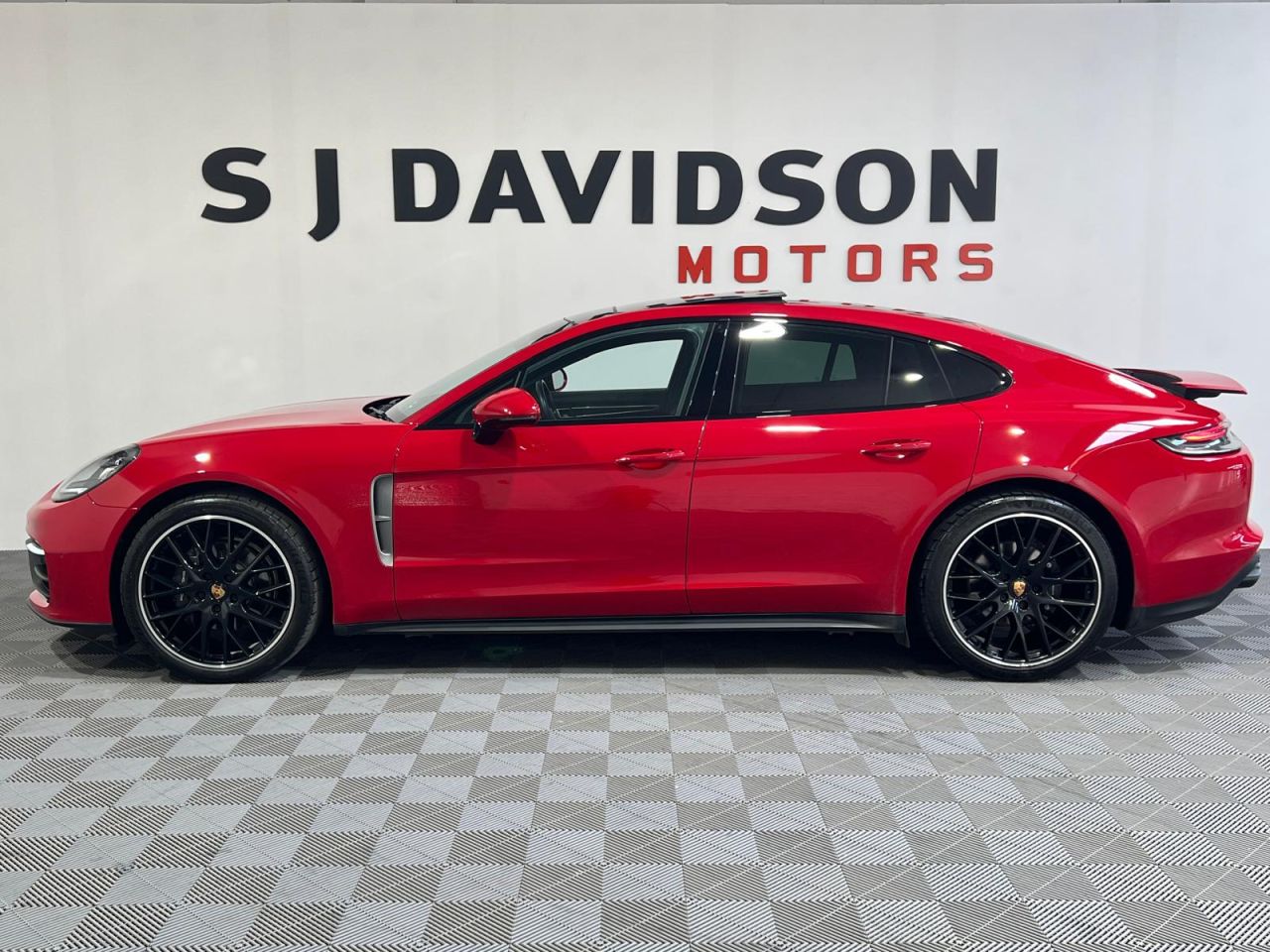 2022 PORSCHE PANAMERA 2.9 V6 4 Platinum Edition Saloon 5dr Petrol PDK 4WD Euro 6 (s/s) (330 ps) M - vehicle photo 9 for sale on PureCar