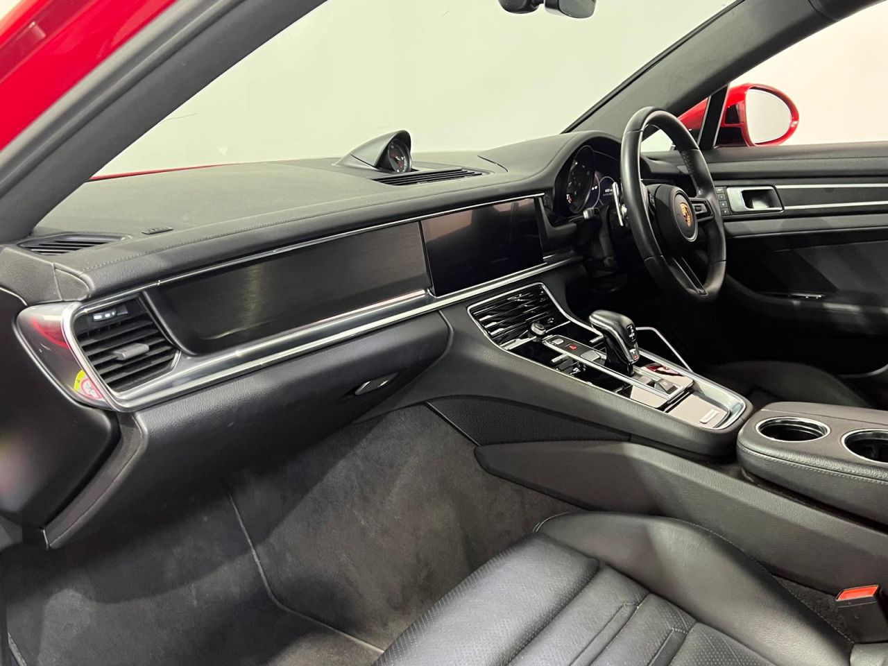 2022 PORSCHE PANAMERA 2.9 V6 4 Platinum Edition Saloon 5dr Petrol PDK 4WD Euro 6 (s/s) (330 ps) M - vehicle photo 4 for sale on PureCar