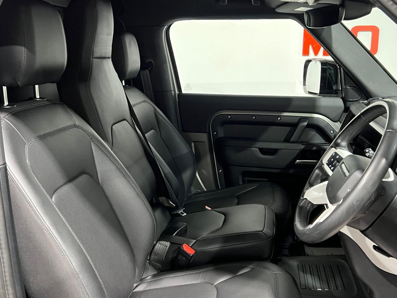 2024 LAND ROVER DEFENDER 90 3.0 D250 MHEV S Hard Top SUV 3dr Diesel Auto 4WD SWB Euro 6 (s/s) (250 ps) - vehicle photo 4 for sale on PureCar