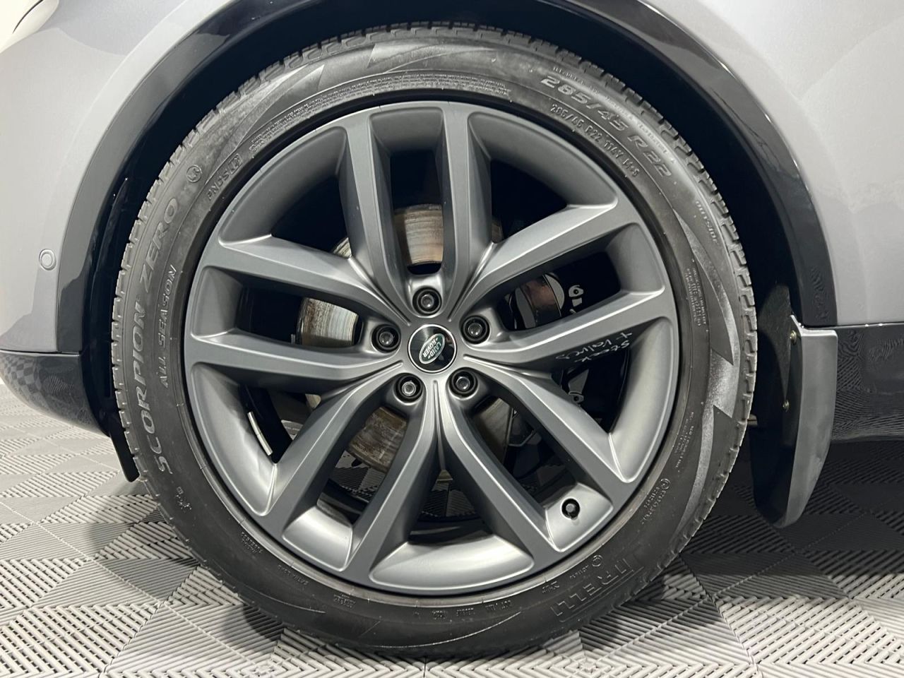 2024 LAND ROVER DISCOVERY 3.0 D350 MHEV S SUV 5dr Diesel Auto 4WD Euro 6 (s/s) (350 ps) Colour Coded, - vehicle photo 15 for sale on PureCar