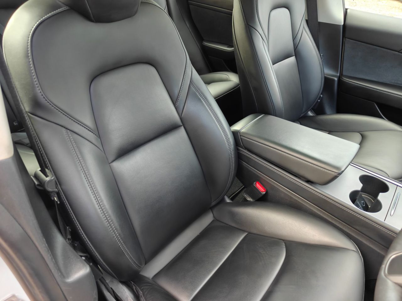 2021 TESLA Model 3 (Dual Motor) Long Range Saloon 4dr Electric Auto 4WDE (346 ps) - vehicle photo 16 for sale on PureCar