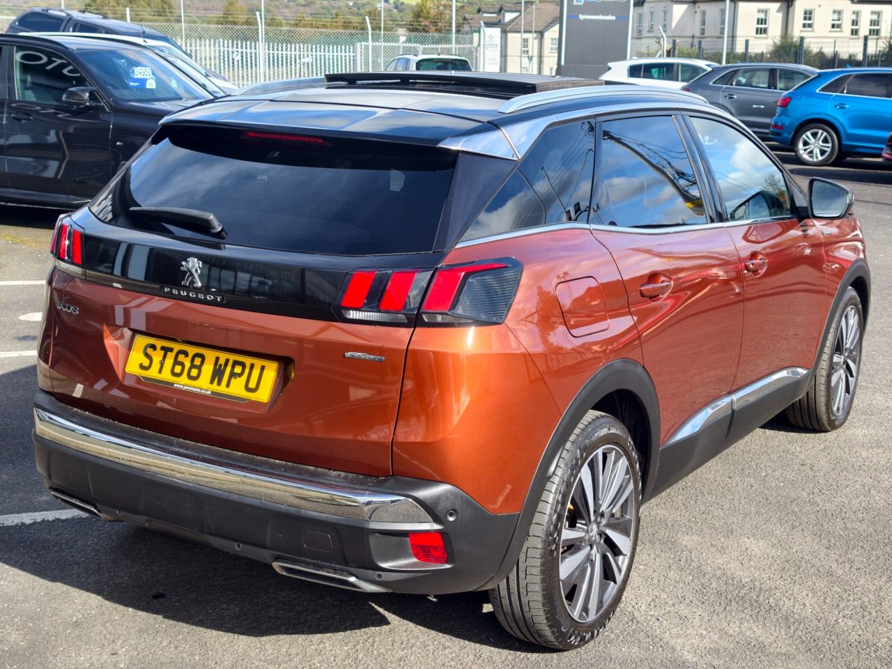 2019 PEUGEOT 1.5 BlueHDi GT Line Premium SUV 5dr Diesel EAT Euro 6 (s/s) (130 ps) - vehicle photo 10 for sale on PureCar