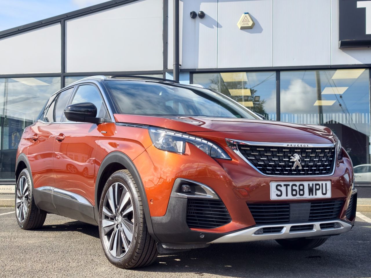 2019 PEUGEOT 1.5 BlueHDi GT Line Premium SUV 5dr Diesel EAT Euro 6 (s/s) (130 ps) - vehicle photo 15 for sale on PureCar