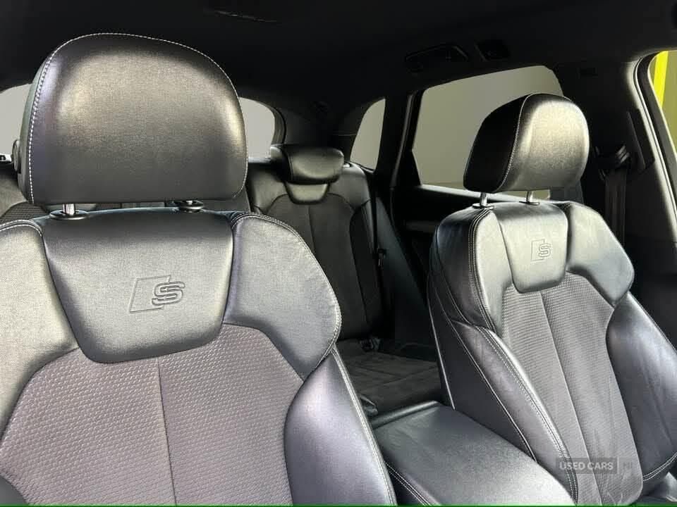 2019 AUDI Q5 S Line - vehicle photo 11 for sale on PureCar
