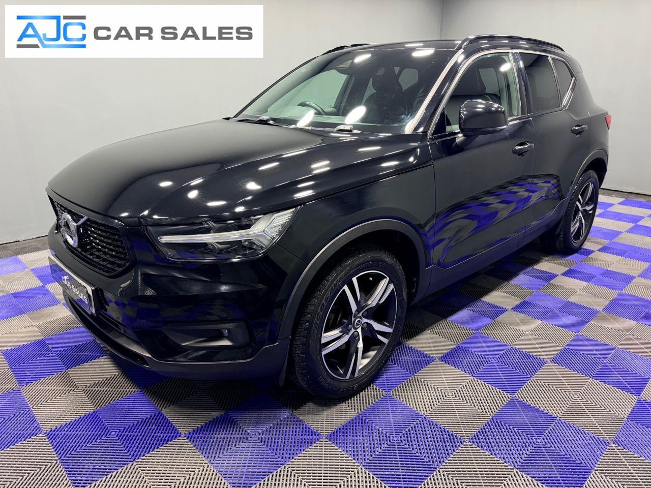 2020 Volvo XC40