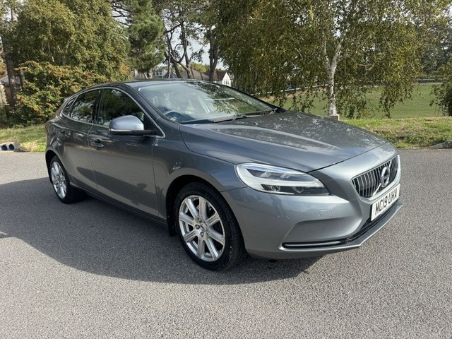 2019 Volvo V40
