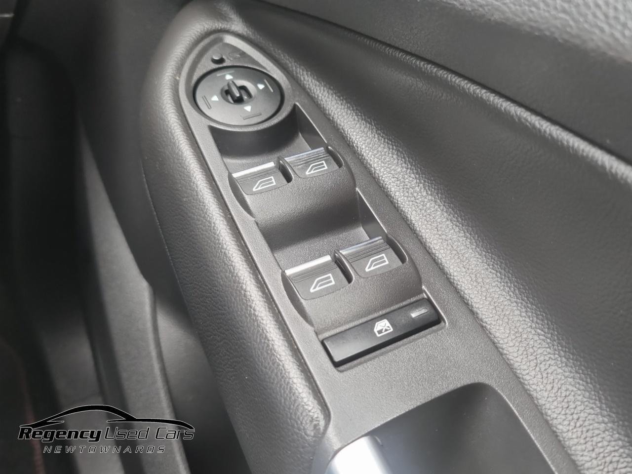 2018 FORD KUGA 1.5T EcoBoost ST-Line Euro 6 (s/s) 5dr - vehicle photo 25 for sale on PureCar