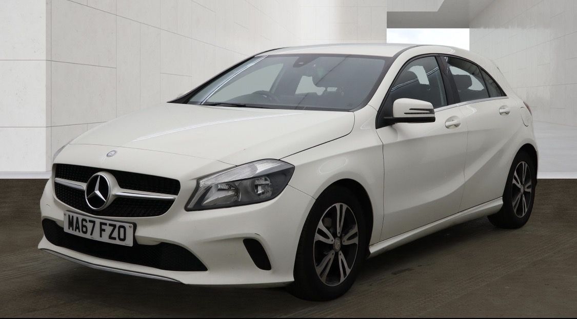2017 MERCEDES A CLASS 1.5 A180d SE Hatchback 5dr Diesel Manual Euro 6 (s/s) (109 ps) - vehicle photo 2 for sale on PureCar