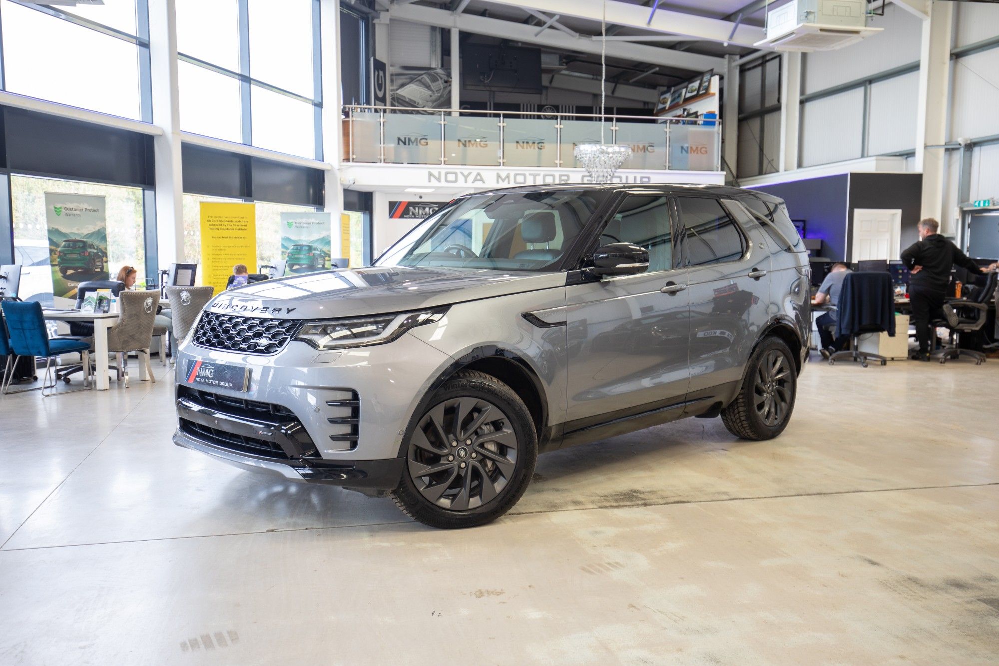 2023 Land Rover Discovery