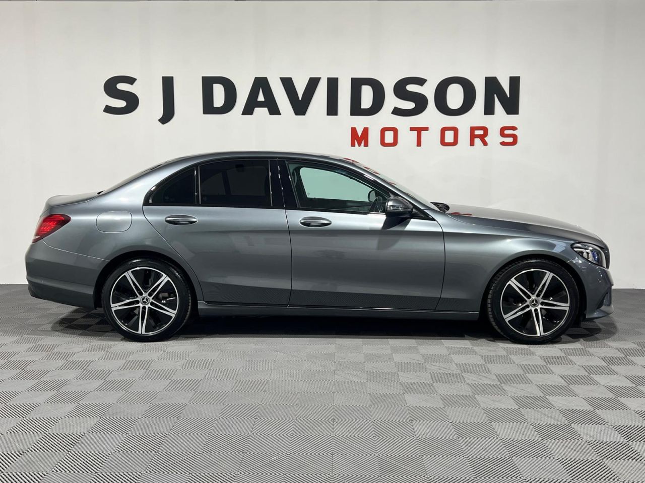 2020 MERCEDES C CLASS 2.0 C220d Sport Saloon 4dr Diesel G-Tronic+ Euro 6 (s/s) (194 ps) N.I Car - - vehicle photo 7 for sale on PureCar