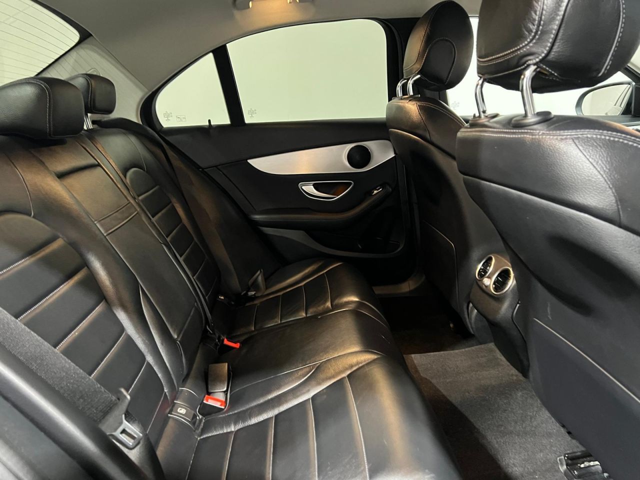 2020 MERCEDES C CLASS 2.0 C220d Sport Saloon 4dr Diesel G-Tronic+ Euro 6 (s/s) (194 ps) N.I Car - - vehicle photo 10 for sale on PureCar