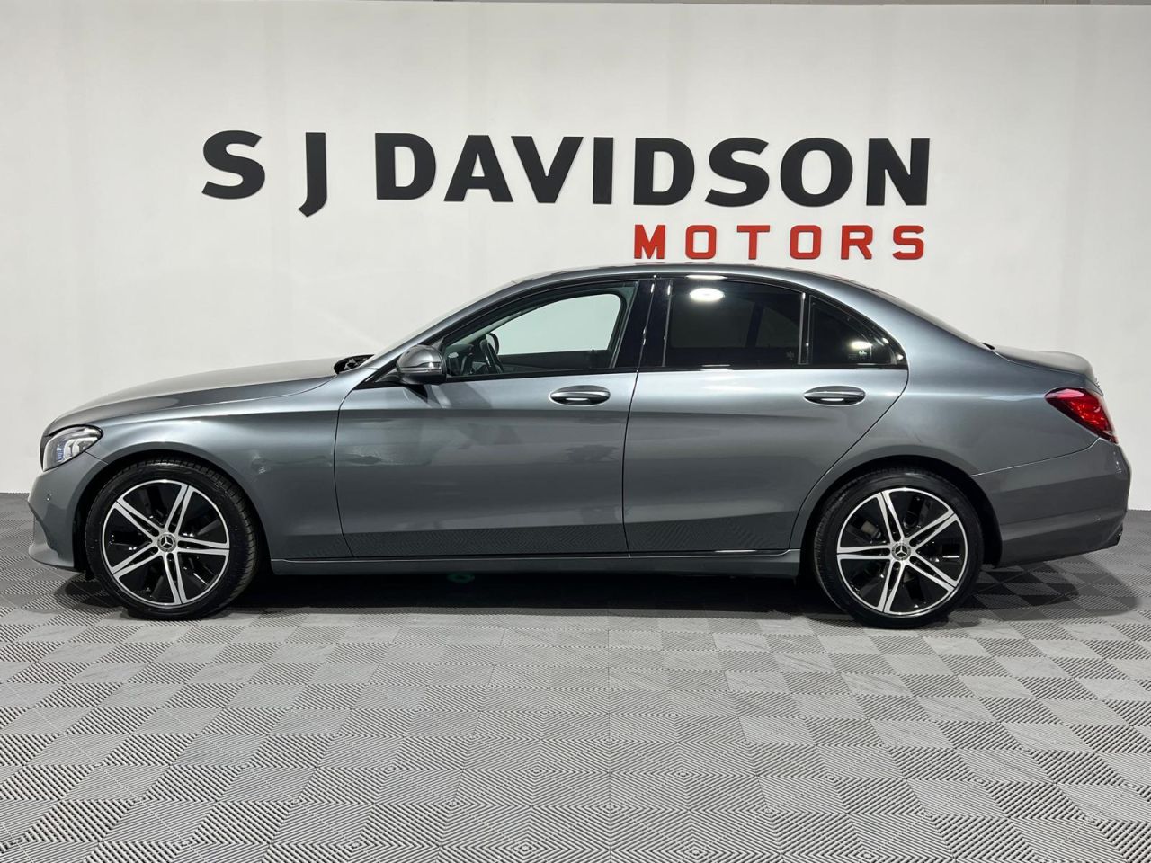 2020 MERCEDES C CLASS 2.0 C220d Sport Saloon 4dr Diesel G-Tronic+ Euro 6 (s/s) (194 ps) N.I Car - - vehicle photo 8 for sale on PureCar
