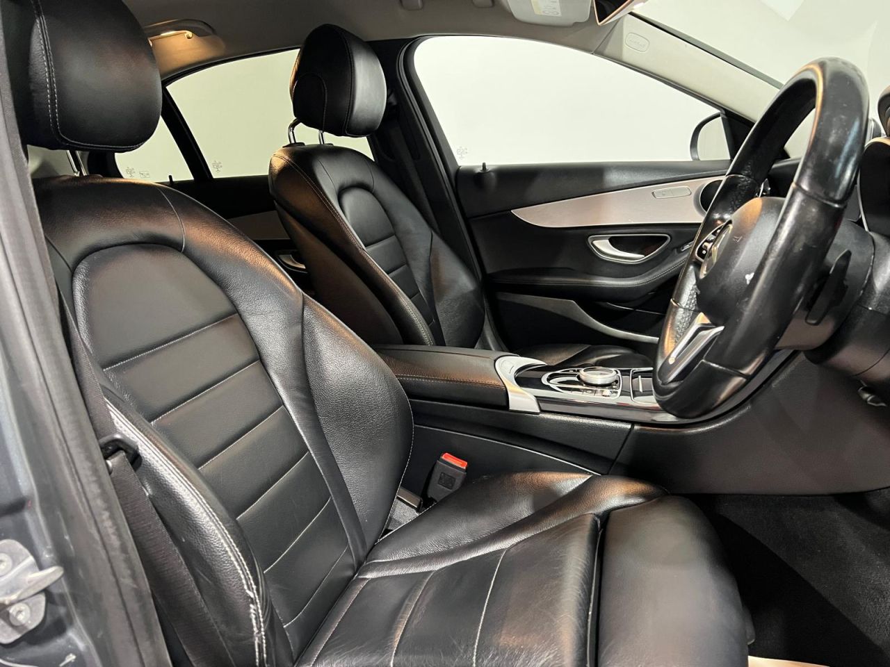 2020 MERCEDES C CLASS 2.0 C220d Sport Saloon 4dr Diesel G-Tronic+ Euro 6 (s/s) (194 ps) N.I Car - - vehicle photo 11 for sale on PureCar