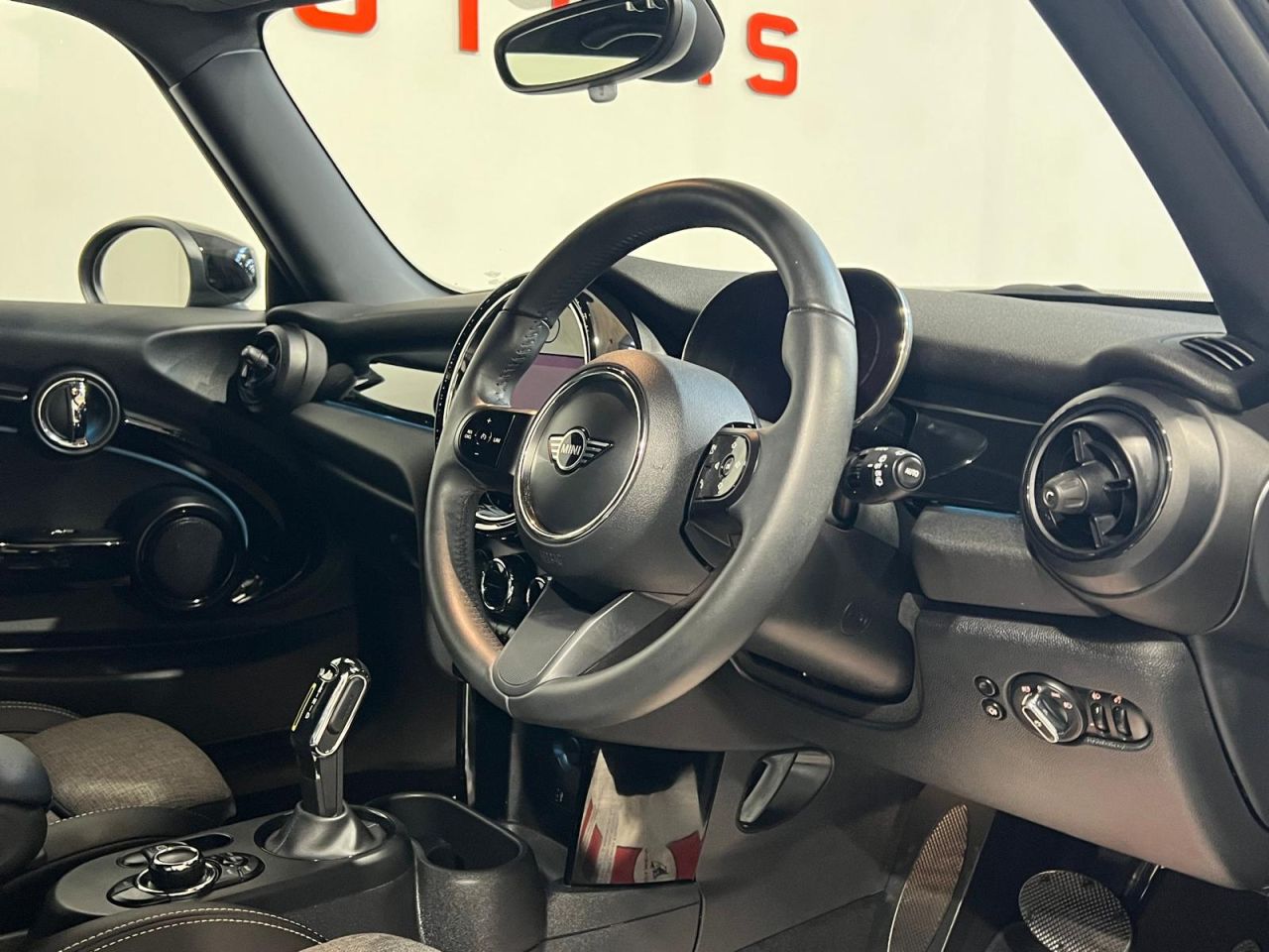 2024 MINI Electric Hatch Cooper SE 32.6kWh Level 2 Hatchback 3dr Electric Auto (184 ps) N.I Car - Su - vehicle photo 11 for sale on PureCar