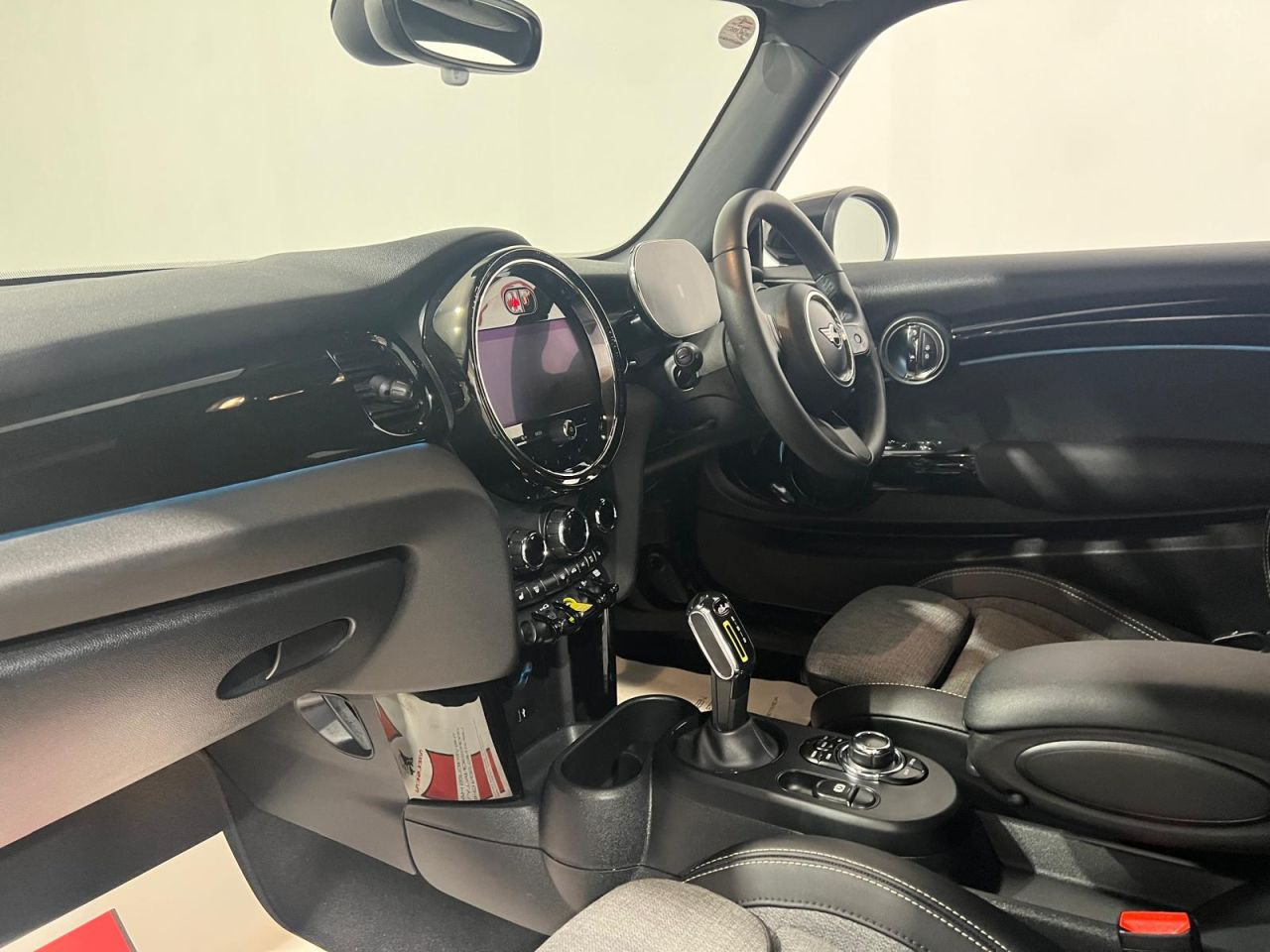 2024 MINI Electric Hatch Cooper SE 32.6kWh Level 2 Hatchback 3dr Electric Auto (184 ps) N.I Car - Su - vehicle photo 12 for sale on PureCar
