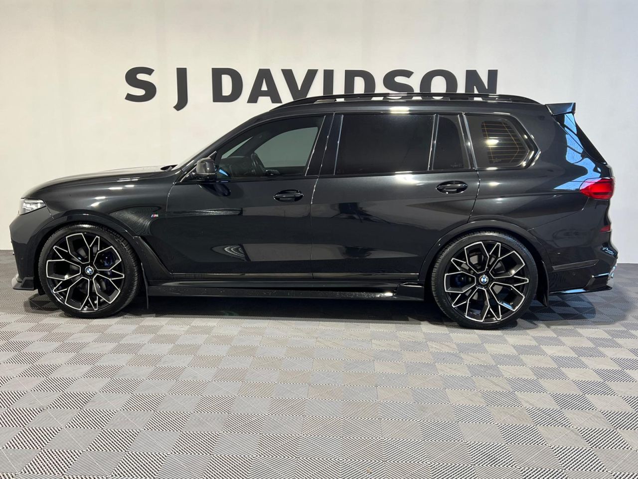 2021 BMW X7 3.0 40d MHT M Sport SUV 5dr Diesel Hybrid Auto xDrive Euro 6 (s/s) (340 ps) - vehicle photo 5 for sale on PureCar
