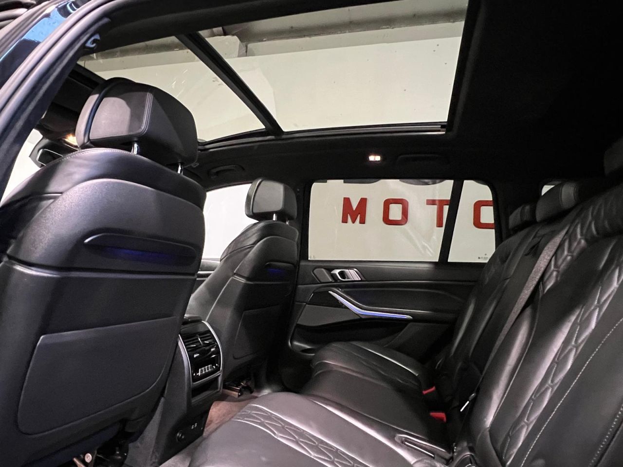 2021 BMW X7 3.0 40d MHT M Sport SUV 5dr Diesel Hybrid Auto xDrive Euro 6 (s/s) (340 ps) - vehicle photo 9 for sale on PureCar