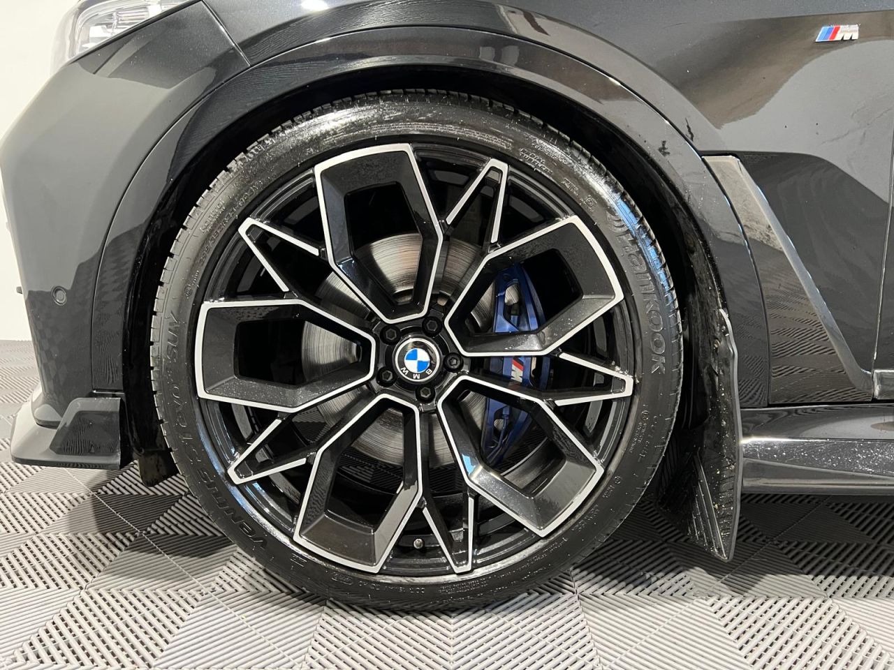 2021 BMW X7 3.0 40d MHT M Sport SUV 5dr Diesel Hybrid Auto xDrive Euro 6 (s/s) (340 ps) - vehicle photo 17 for sale on PureCar