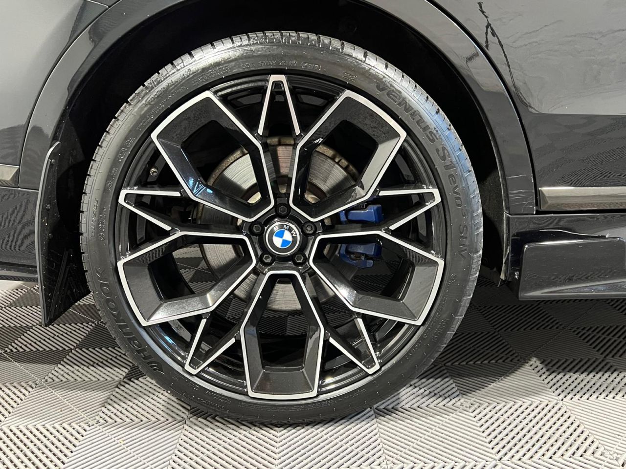 2021 BMW X7 3.0 40d MHT M Sport SUV 5dr Diesel Hybrid Auto xDrive Euro 6 (s/s) (340 ps) - vehicle photo 16 for sale on PureCar