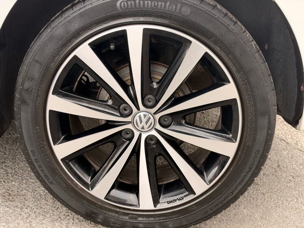 2017 Volkswagen Polo — image 12