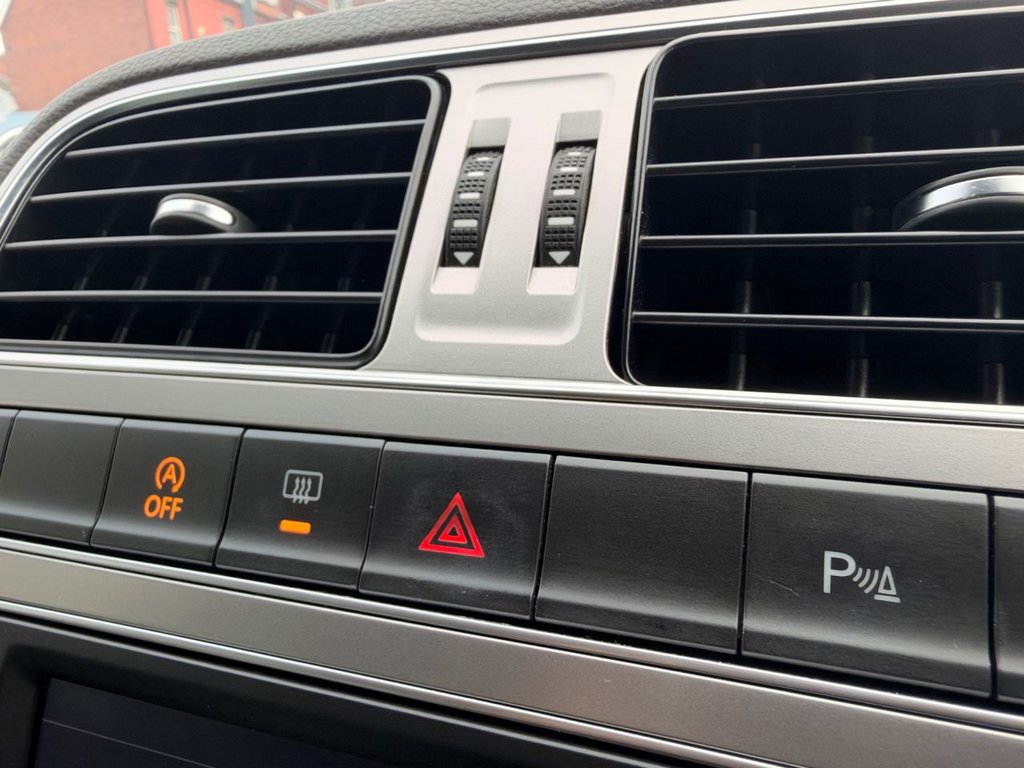 2017 Volkswagen Polo — image 43