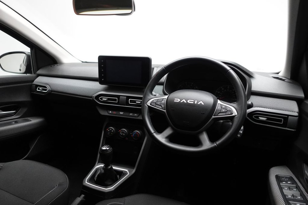 2024 Dacia Sandero — image 9