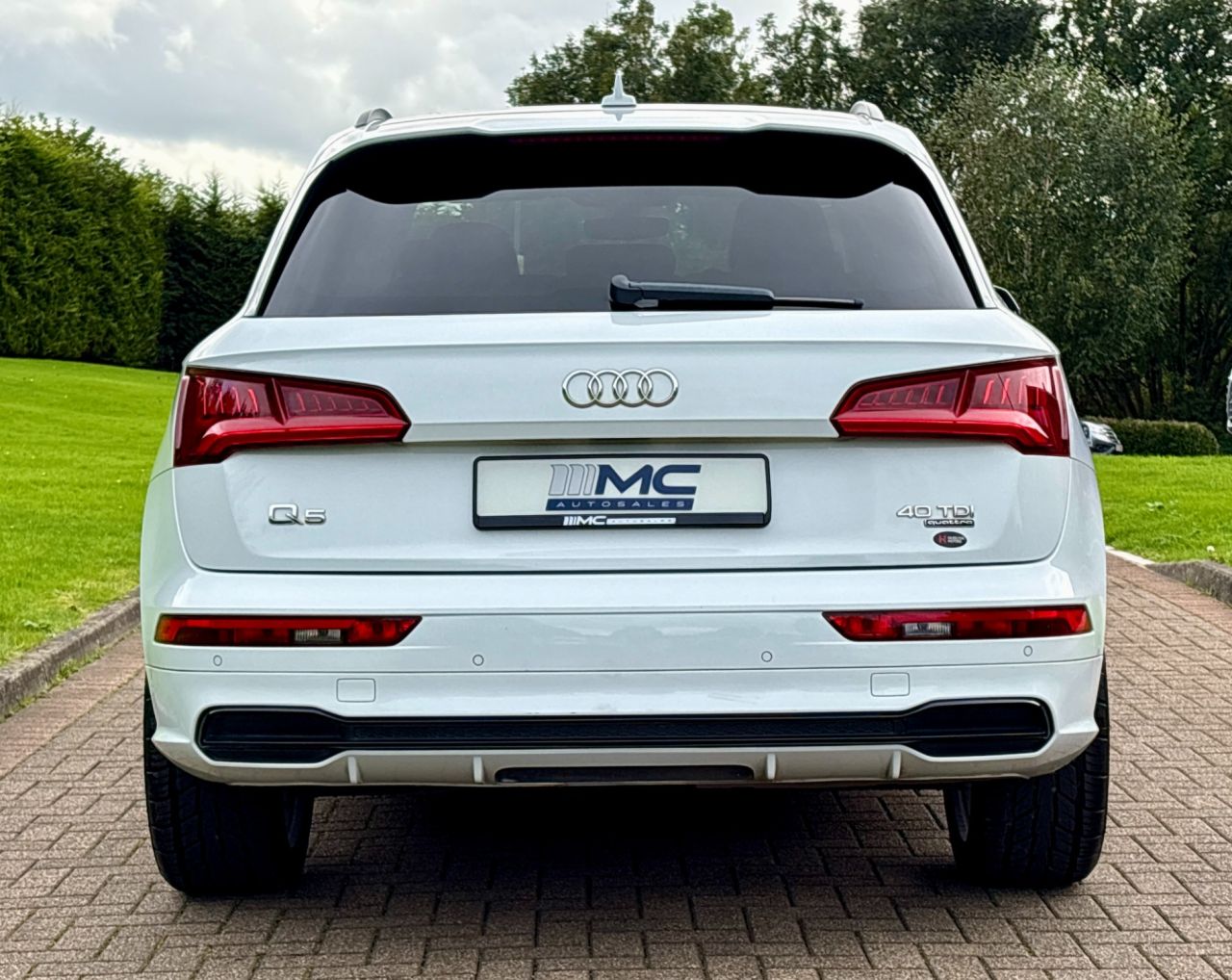 2019 AUDI Q5 S Line - vehicle photo 9 for sale on PureCar