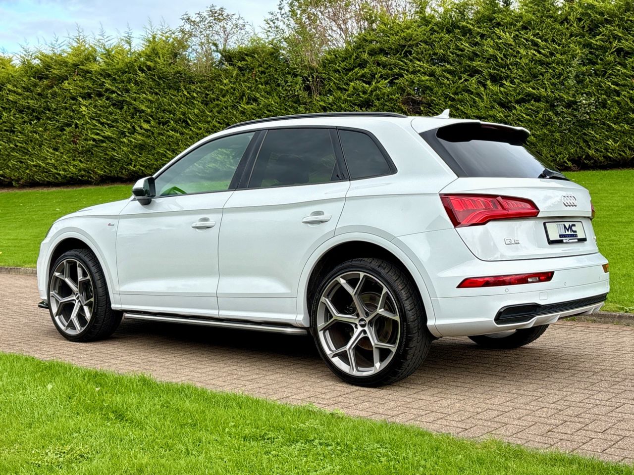 2019 AUDI Q5 S Line - vehicle photo 6 for sale on PureCar