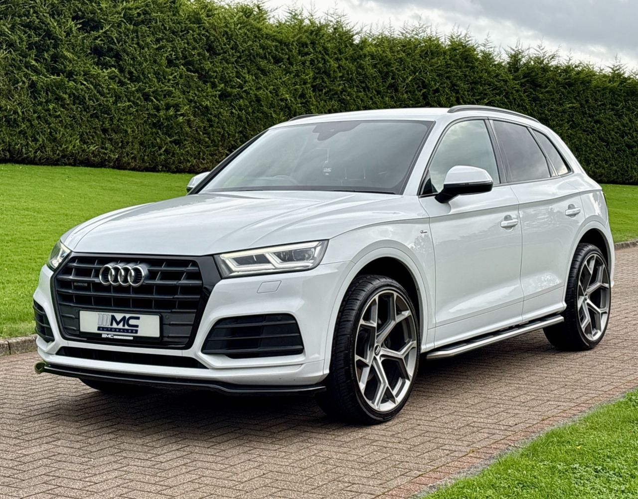 2019 AUDI Q5 S Line - vehicle photo 2 for sale on PureCar