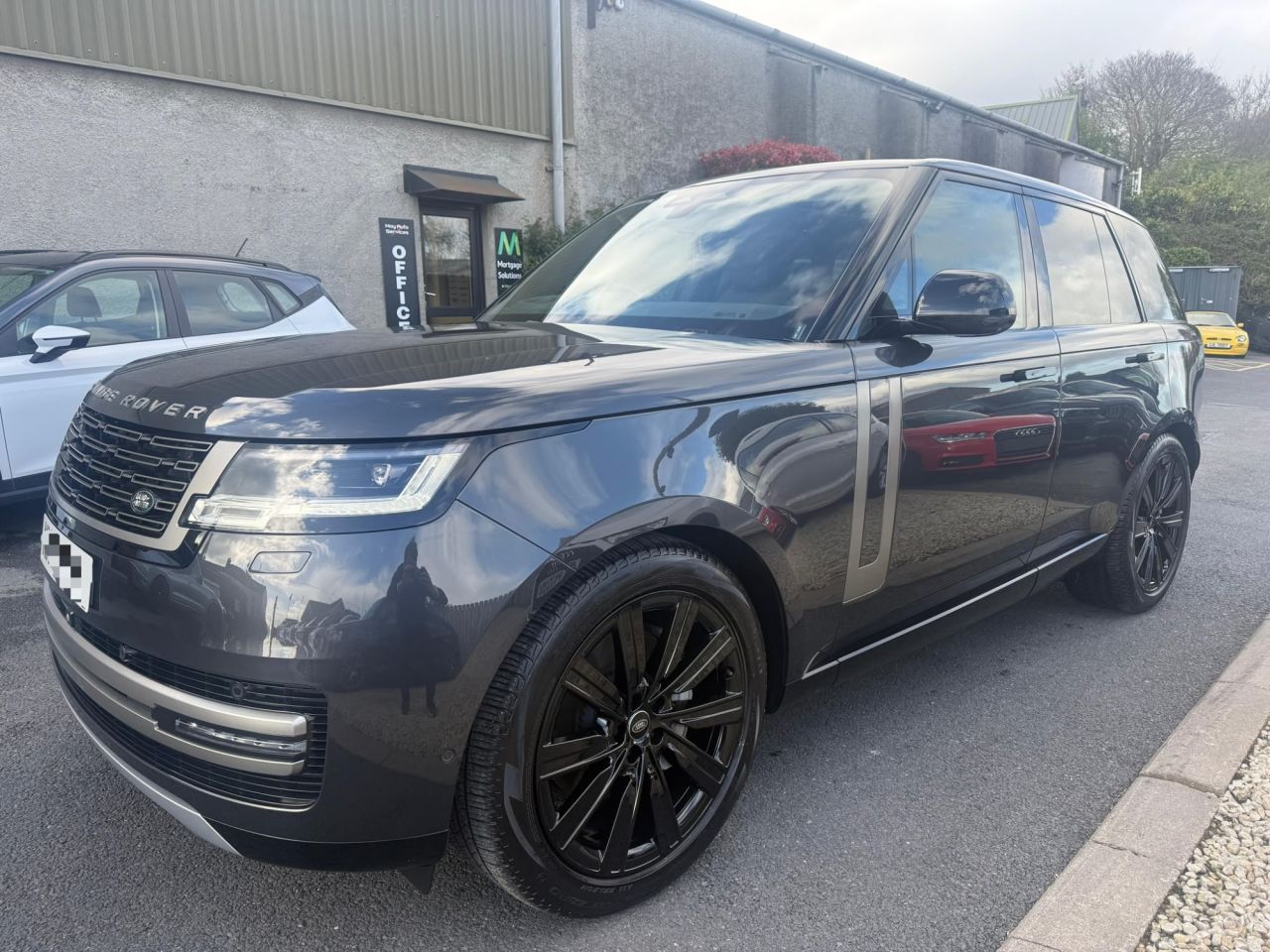 2023 LAND ROVER RANGE ROVER 3.0 D300 MHEV HSE SUV 5dr Diesel Auto 4WD Euro 6 (s/s) (300 ps) - vehicle photo 5 for sale on PureCar