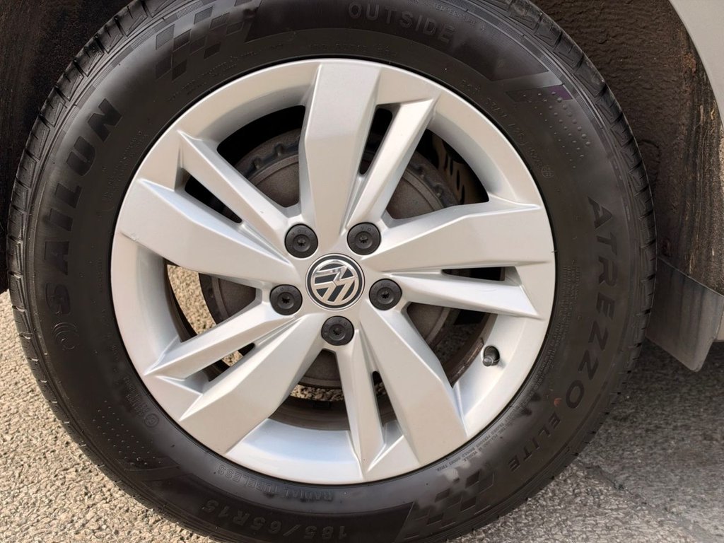 2018 Volkswagen Polo — image 11