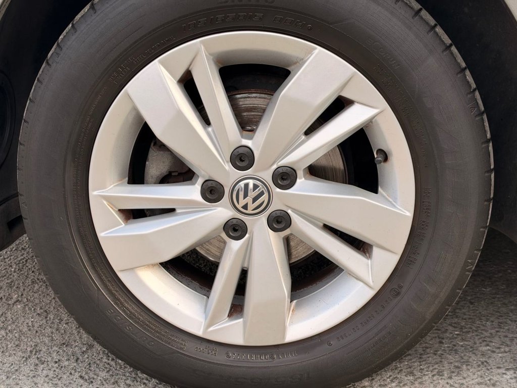 2018 Volkswagen Polo — image 13