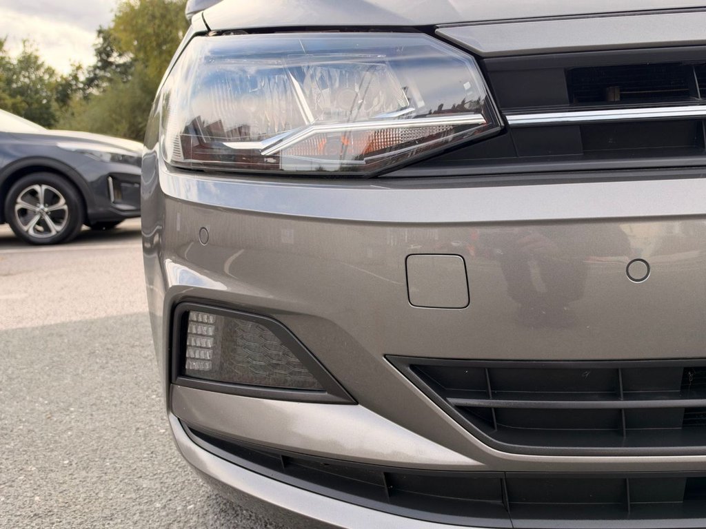 2018 Volkswagen Polo — image 21