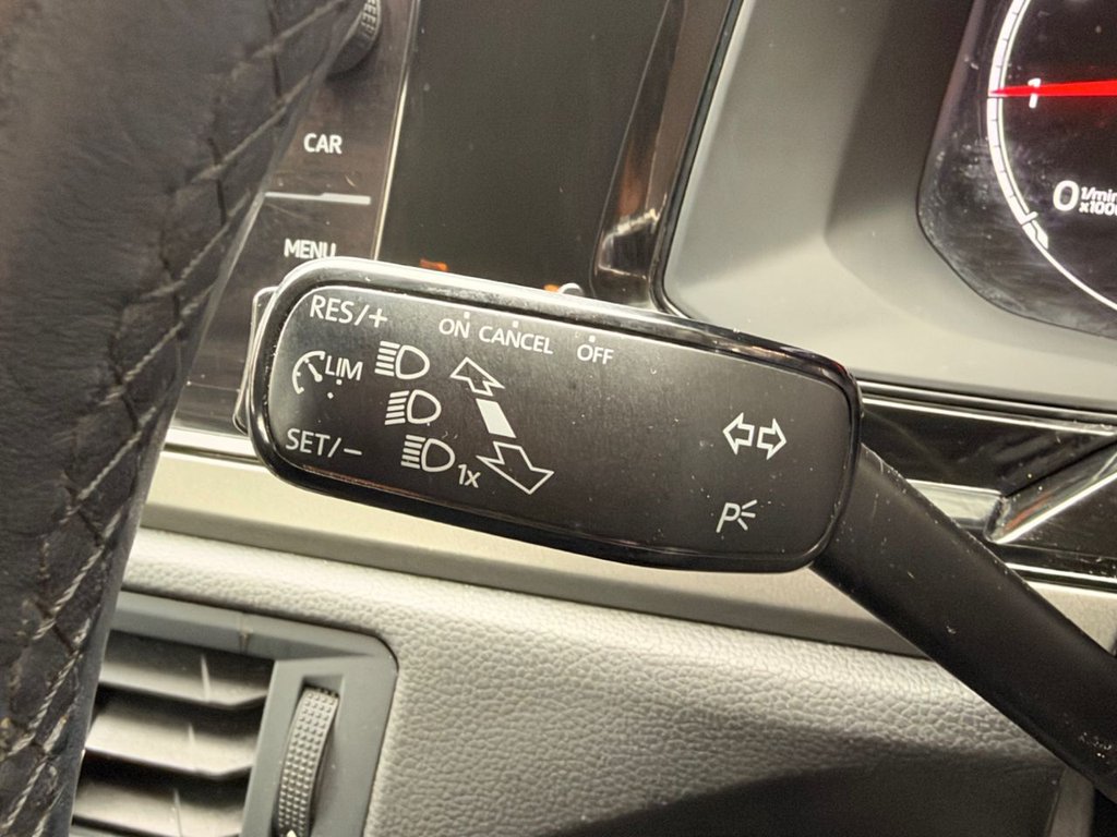 2018 Volkswagen Polo — image 36