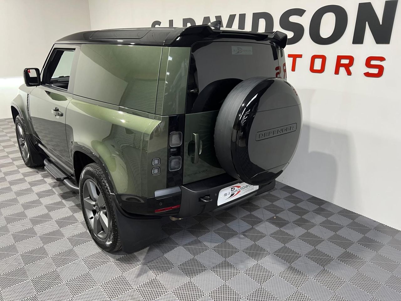 2026 LAND ROVER DEFENDER 90 3.0 D350 MHEV X-Dynamic HSE Hard Top SUV 3dr Diesel Auto 4WD SWB Euro 6 (s/ - vehicle photo 2 for sale on PureCar