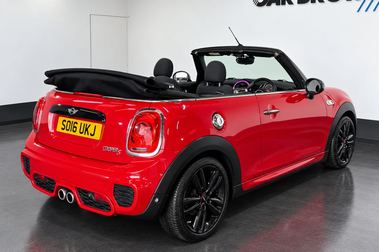 2016 MINI CONVERTIBLE 2.0 Cooper S Convertible 2dr Petrol Manual Euro 6 (s/s) (192 ps) - vehicle photo 12 for sale on PureCar