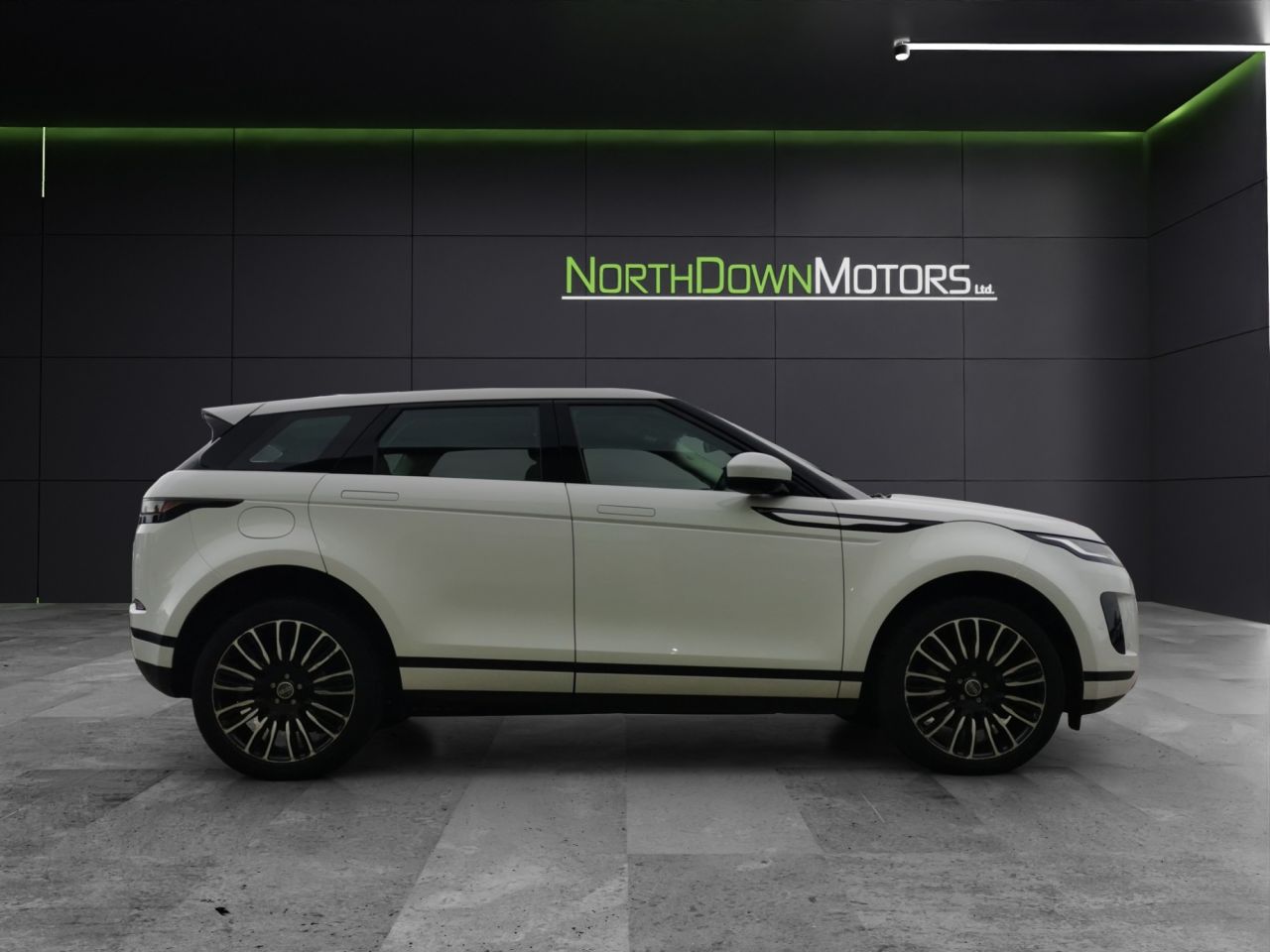 2019 LAND ROVER RANGE ROVER EVOQUE 2.0 D150 S SUV 5dr Diesel Manual FWD Euro 6 (s/s) (150 ps) Low Mileage - vehicle photo 7 for sale on PureCar