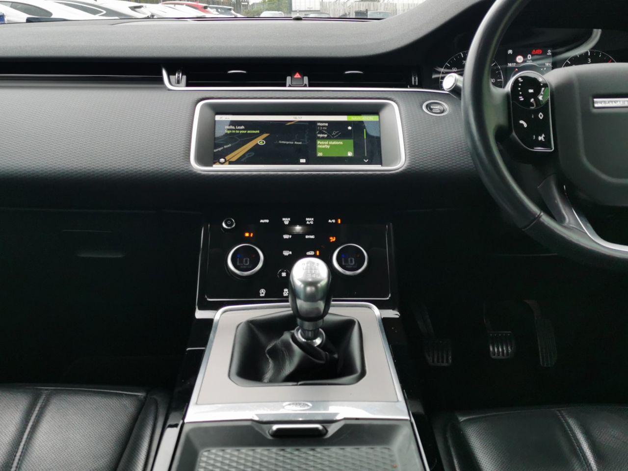 2019 LAND ROVER RANGE ROVER EVOQUE 2.0 D150 S SUV 5dr Diesel Manual FWD Euro 6 (s/s) (150 ps) Low Mileage - vehicle photo 15 for sale on PureCar