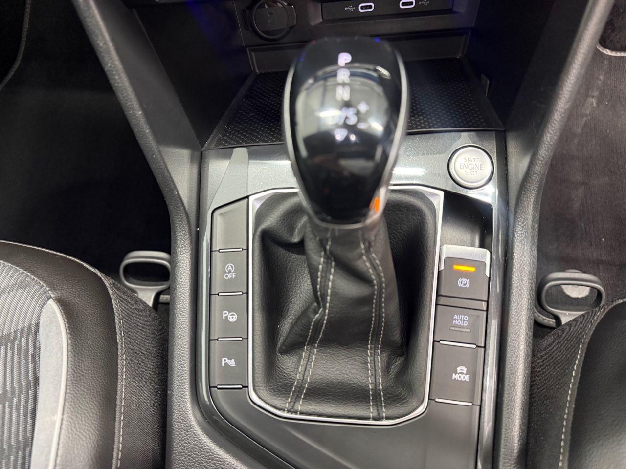 2021 VOLKSWAGEN TIGUAN 2.0 TDI R-Line SUV 5dr Diesel DSG Euro 6 (s/s) (150 ps) - vehicle photo 15 for sale on PureCar