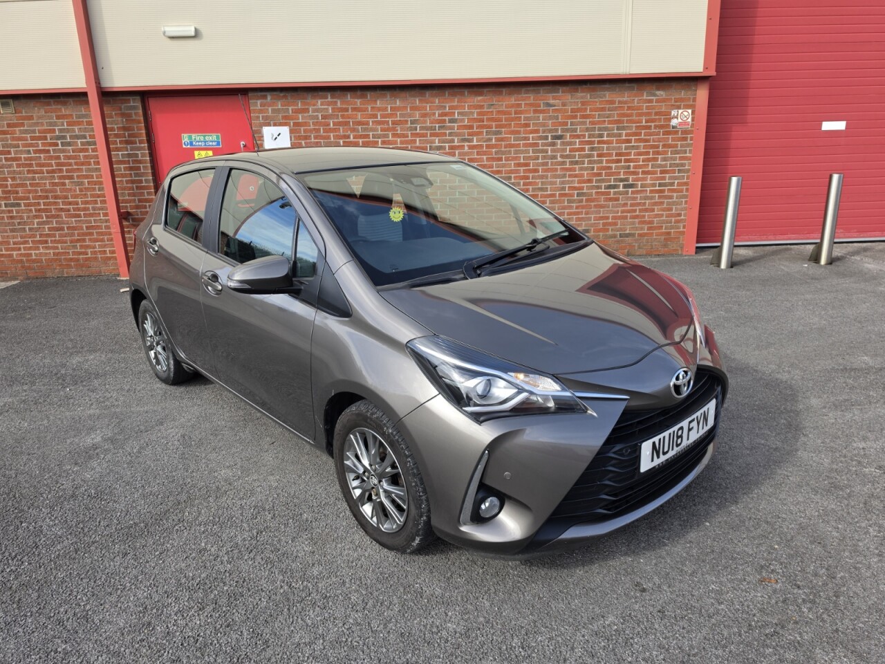 2018 18 TOYOTA YARIS