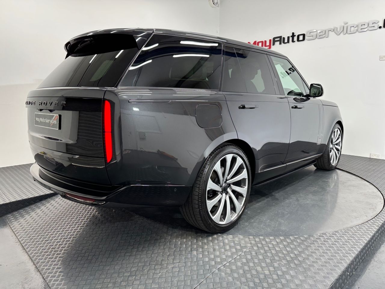 2026 LAND ROVER RANGE ROVER 3.0 D350 MHEV Autobiography SUV 5dr Diesel Auto 4WD Euro 6 (s/s) (350 ps) - vehicle photo 6 for sale on PureCar
