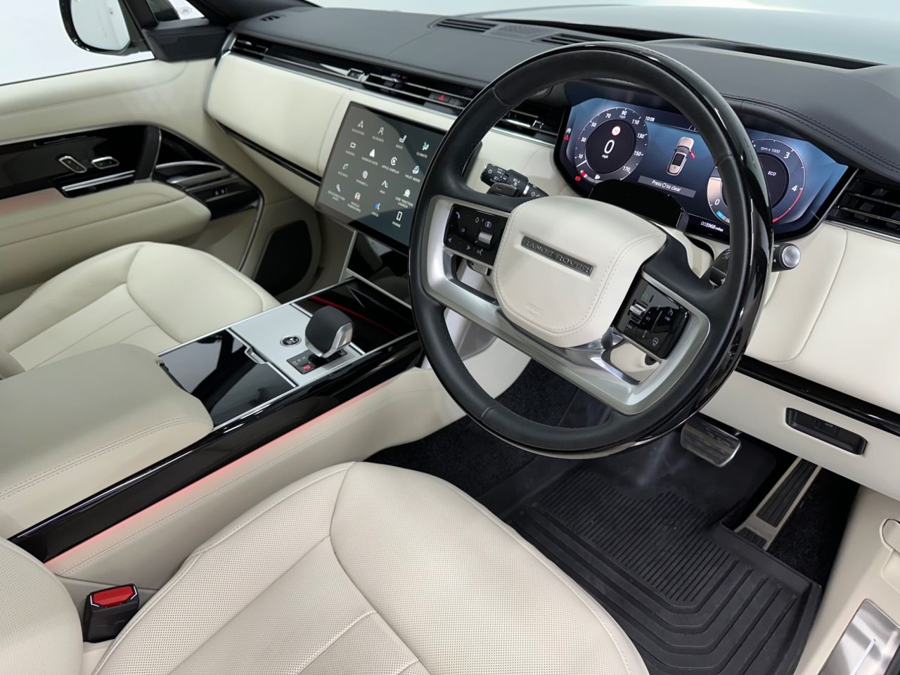 2026 LAND ROVER RANGE ROVER 3.0 D350 MHEV Autobiography SUV 5dr Diesel Auto 4WD Euro 6 (s/s) (350 ps) - vehicle photo 9 for sale on PureCar