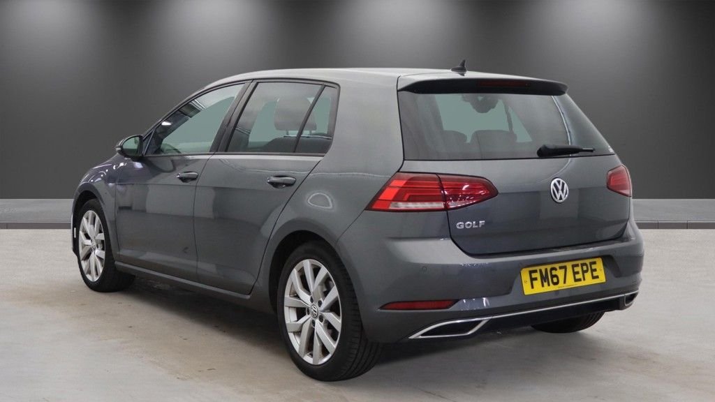 2018 Volkswagen Golf — image 3