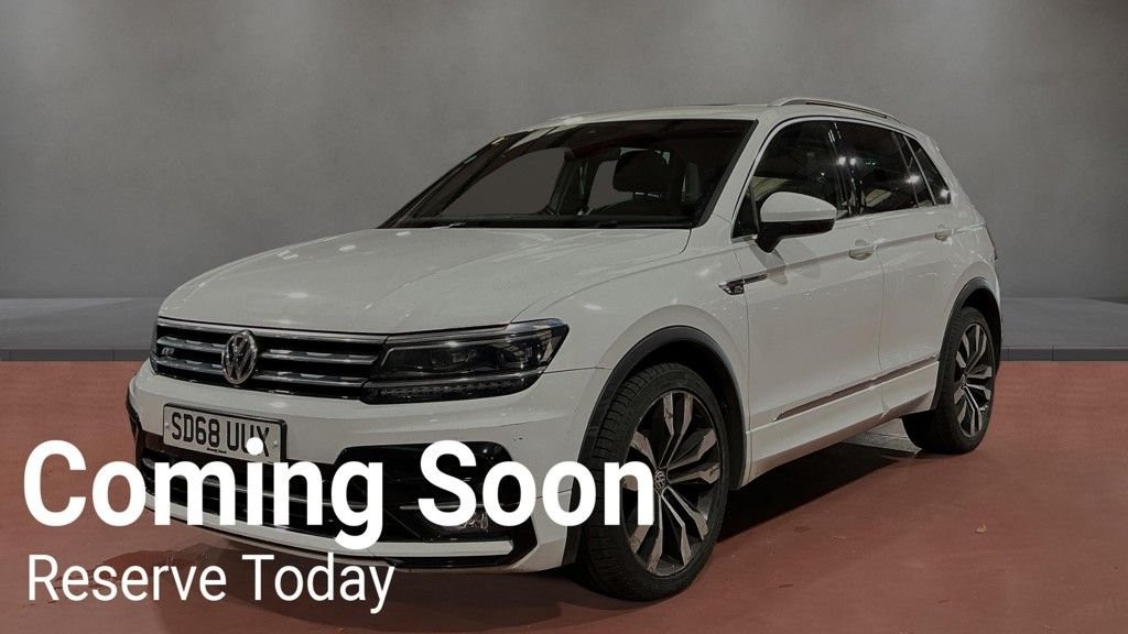 2018 Volkswagen Tiguan — image 2