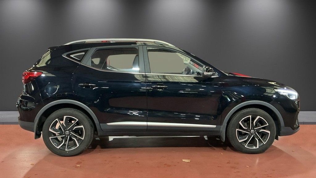 2021 MG MG ZS — image 5