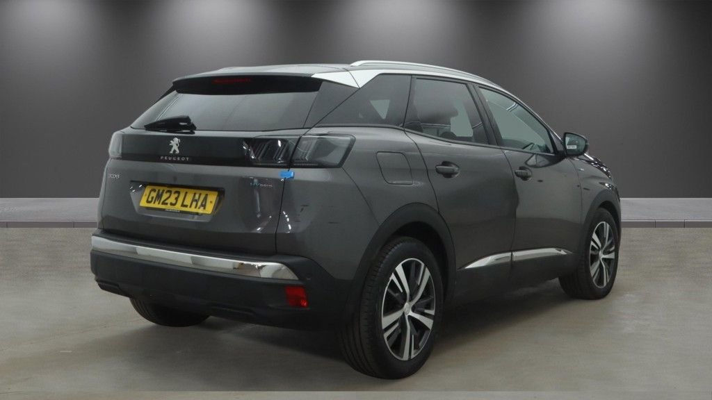 2023 Peugeot 3008 — image 4