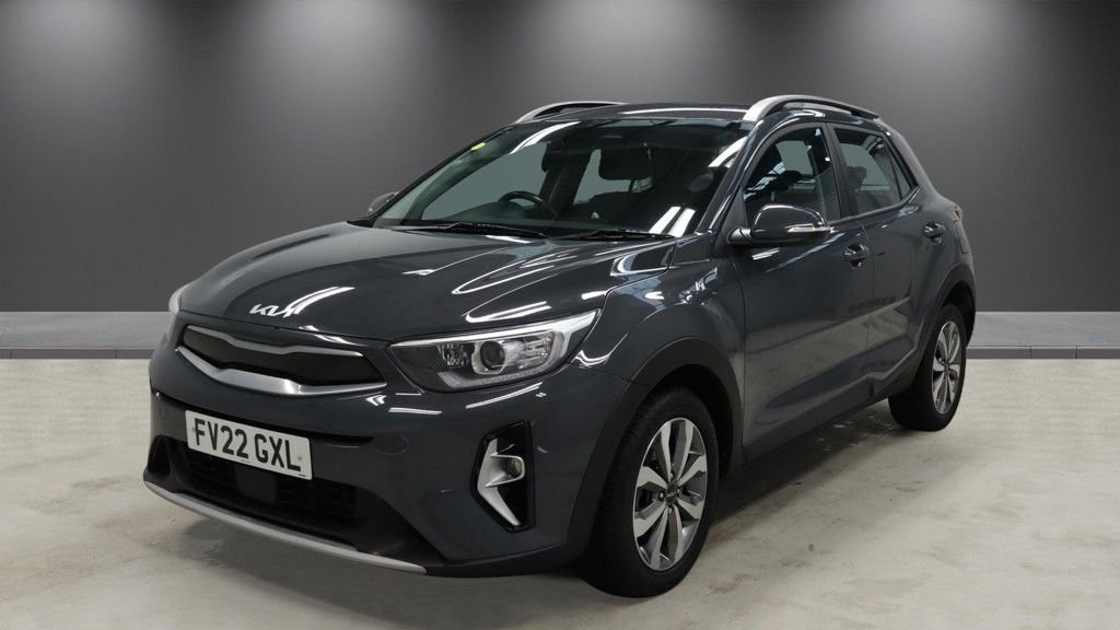 2022 Kia Stonic — image 2