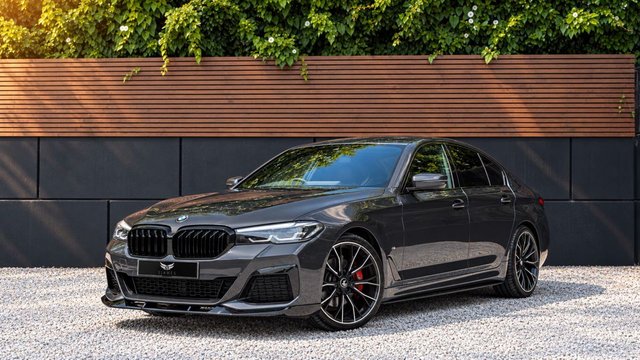 2022 BMW 5 Series